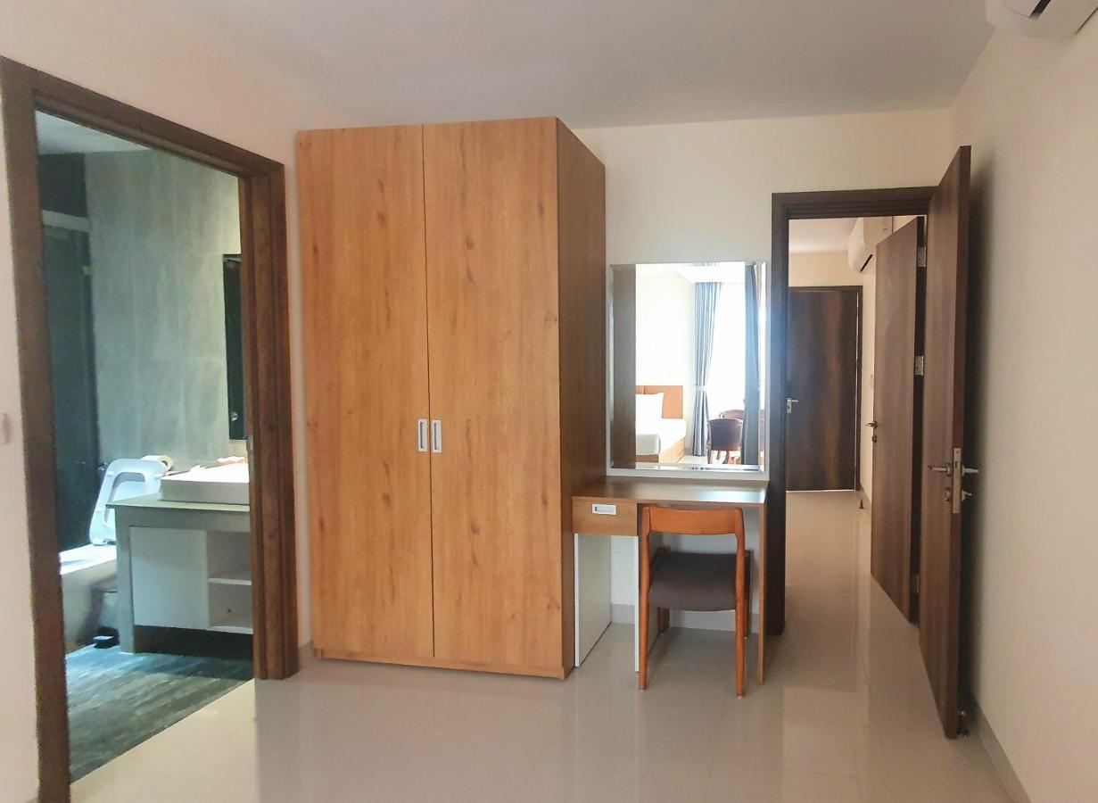 Sea Breeze Hotel & Villa Sihanoukville Bagian luar foto