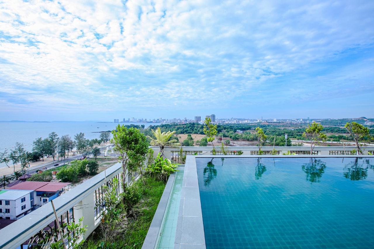 Sea Breeze Hotel & Villa Sihanoukville Bagian luar foto