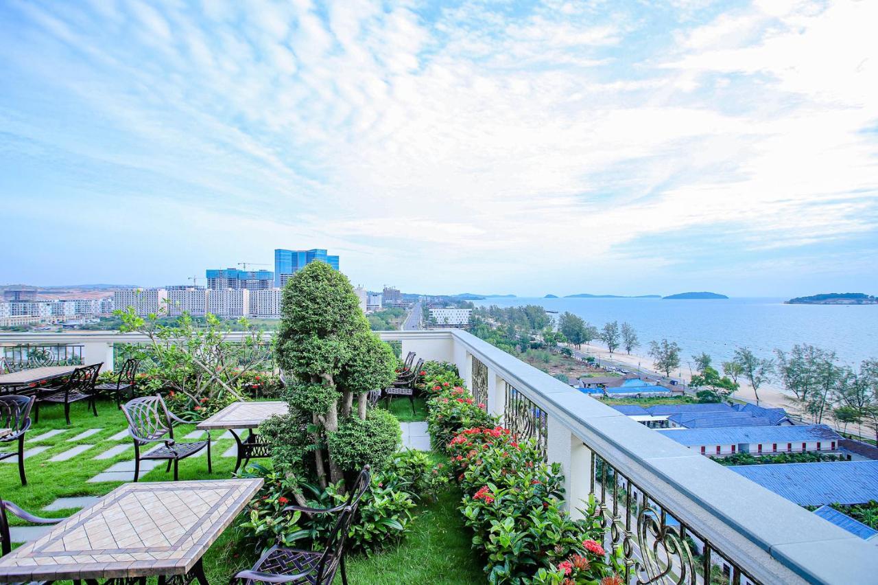 Sea Breeze Hotel & Villa Sihanoukville Bagian luar foto