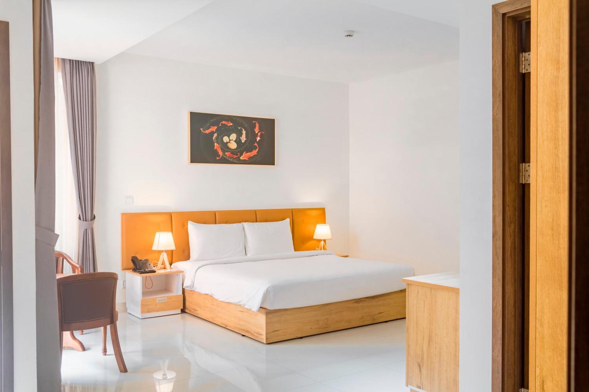 Sea Breeze Hotel & Villa Sihanoukville Bagian luar foto