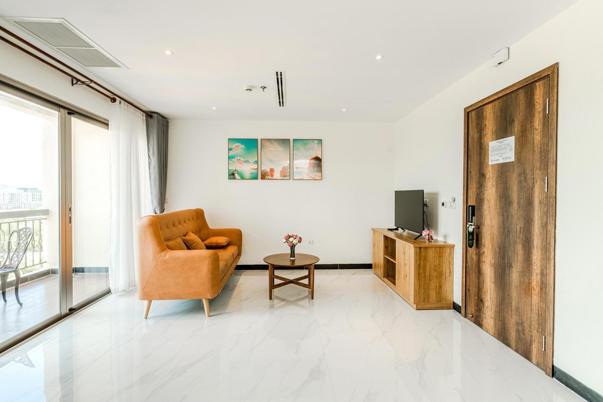 Sea Breeze Hotel & Villa Sihanoukville Bagian luar foto