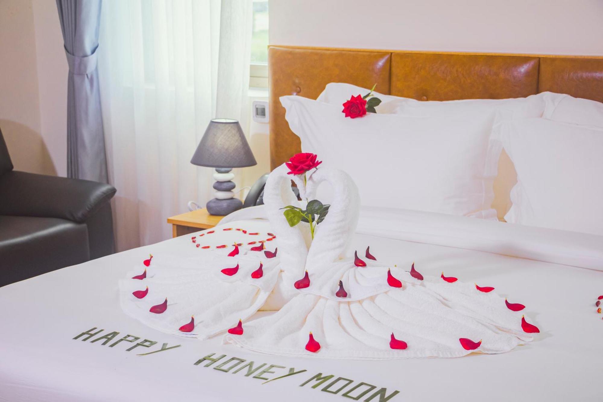 Sea Breeze Hotel & Villa Sihanoukville Bagian luar foto