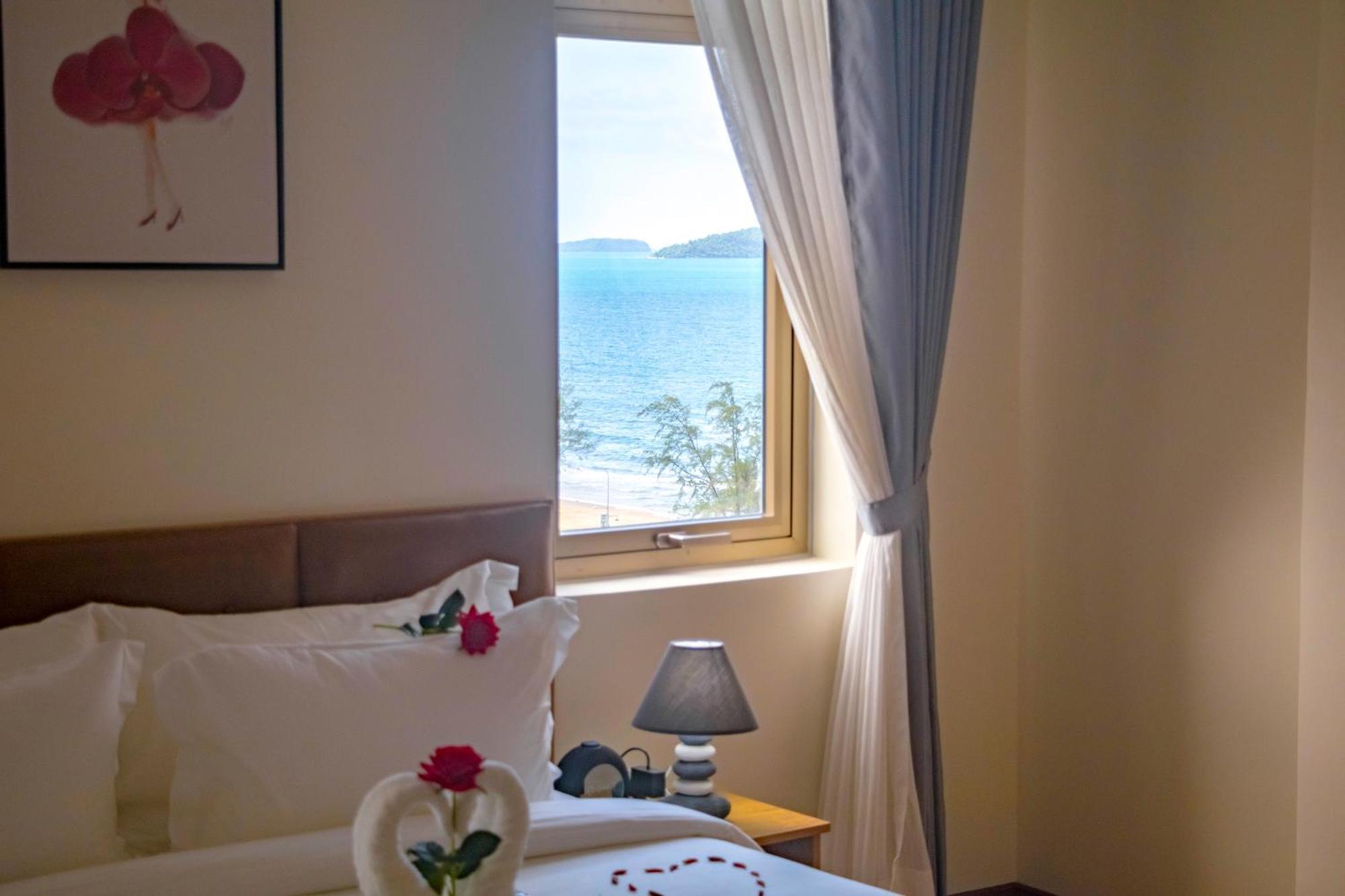 Sea Breeze Hotel & Villa Sihanoukville Bagian luar foto